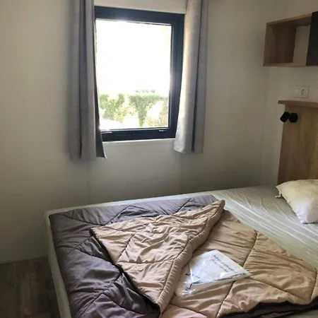 Mobilhome Au Calme Proche Foret Apartment *
